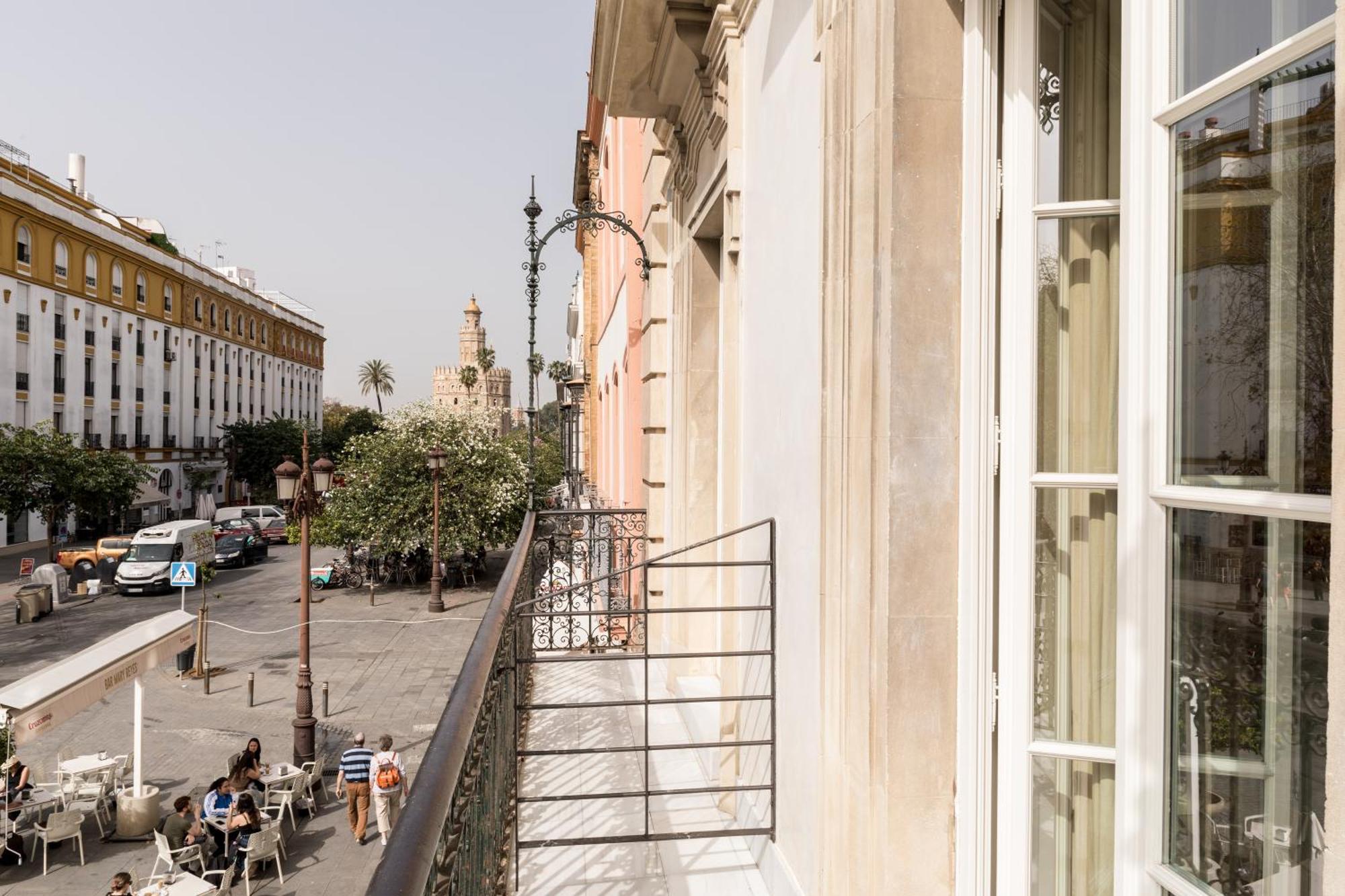 Hotel Tayko Sevilla Eksteriør billede